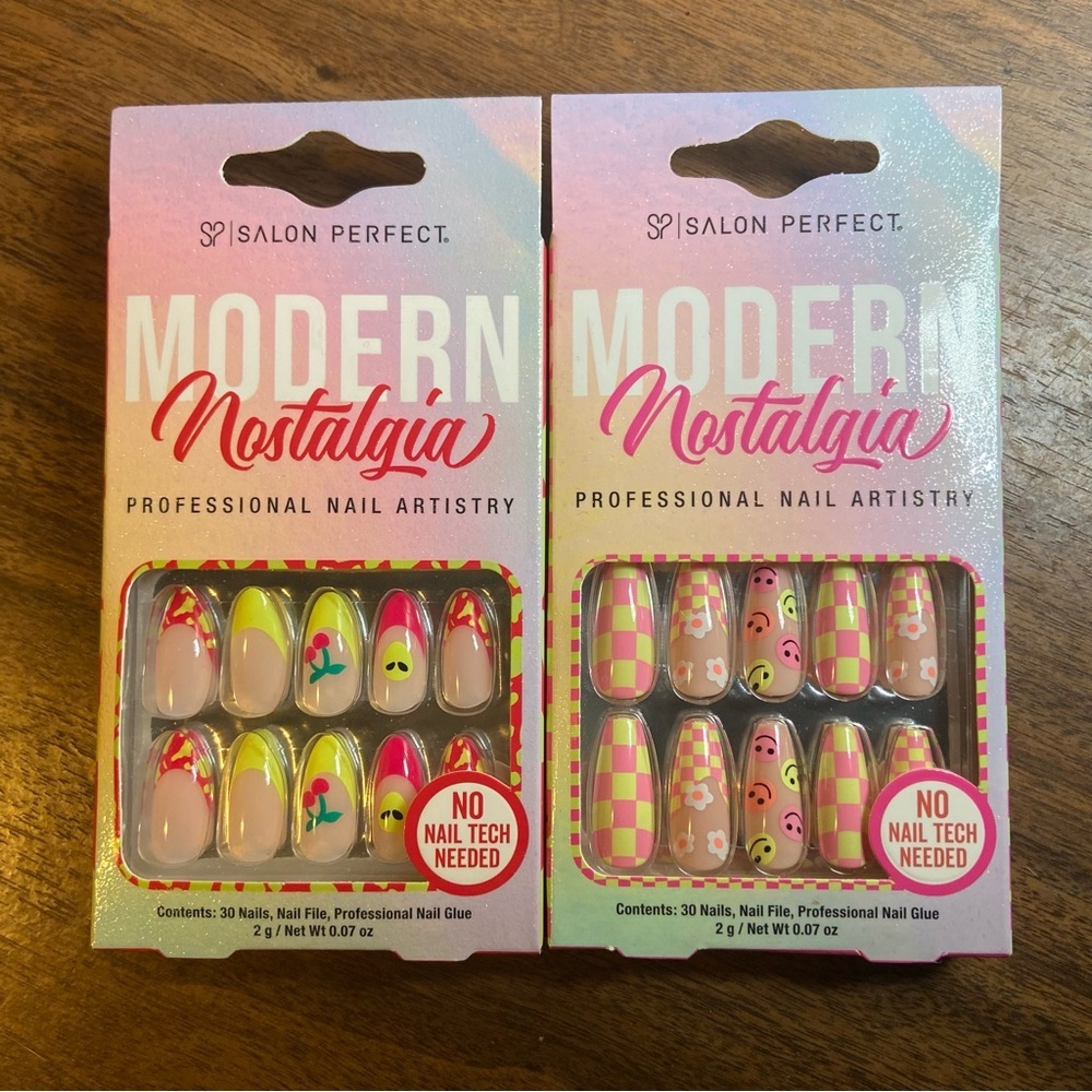 NWT - Salon Perfect Modern Nostalgia Nail Set!